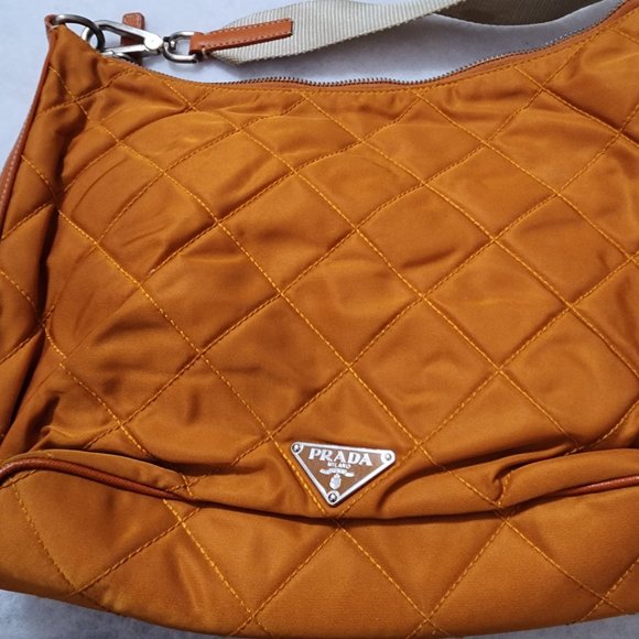 Prada handbag - Picture 3 of 4